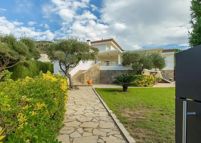 V022 - Els Olivars Villa *